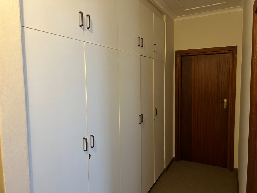 4 Bedroom Property for Sale in Camphersdrift Western Cape